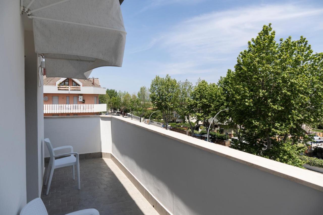 Hotel Mare Blu Francavilla Al Mare Exterior foto